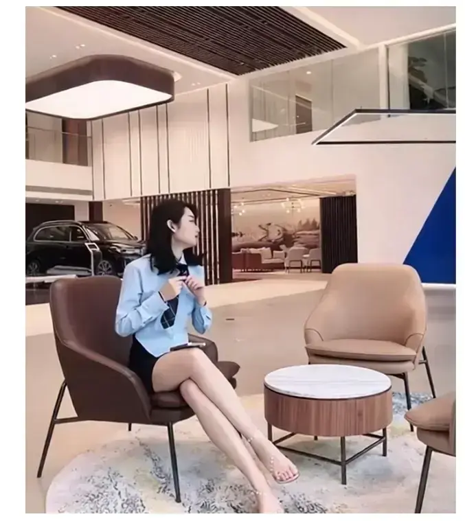 佳木斯新玛特迪桑特女销售事件完整现场视频在线观看-迪桑特导购事件后续结果免费播放-全网震惊破防说不出话