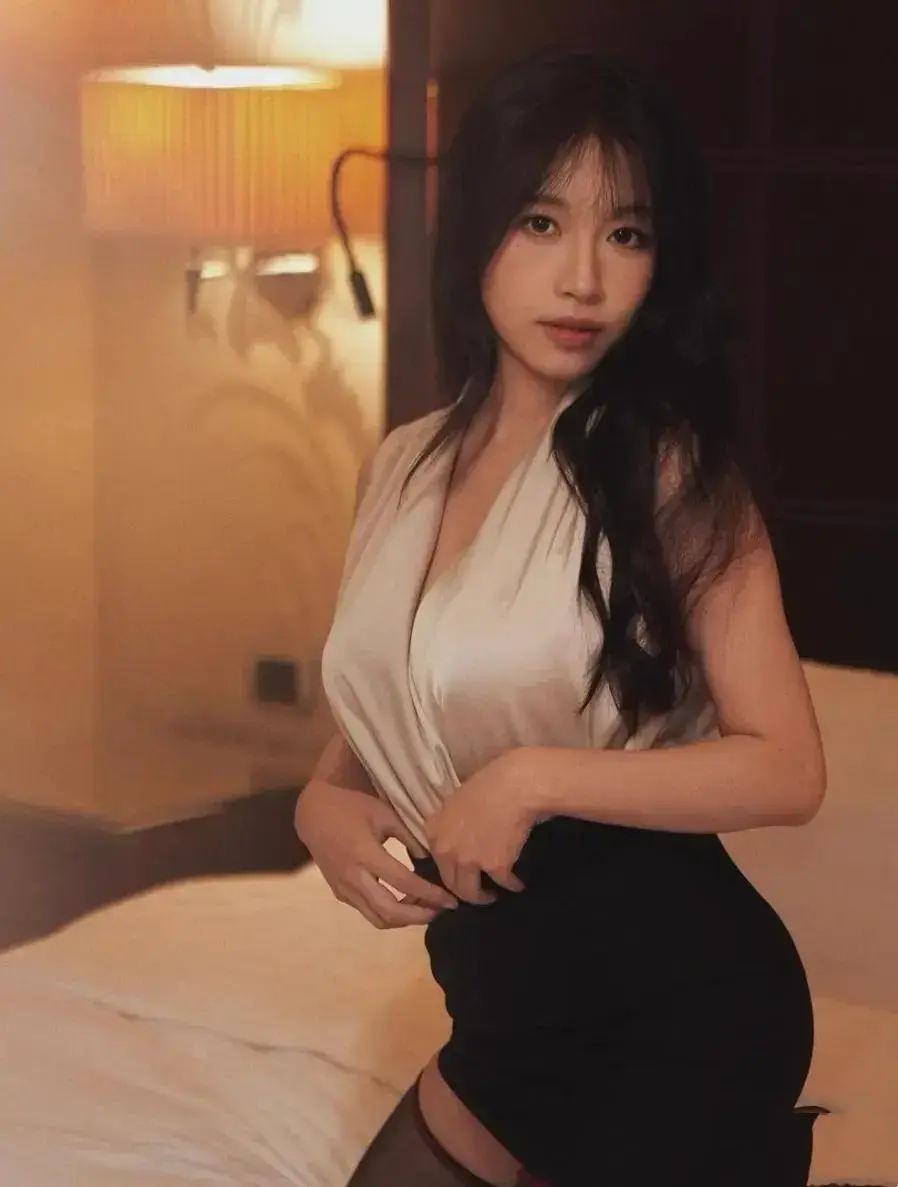 《小凤新婚》苏畅艾熙双人演绎-全集完整版在线免费放送-免登录无弹窗高清直链秒播放-小凤新婚无删减无套路免费观看